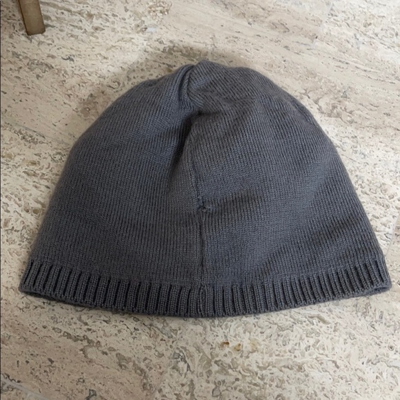 Lacoste Reversible kids beanie - Picture 3 of 9